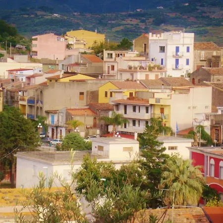 Feriehus Casa Vulcano Rodi